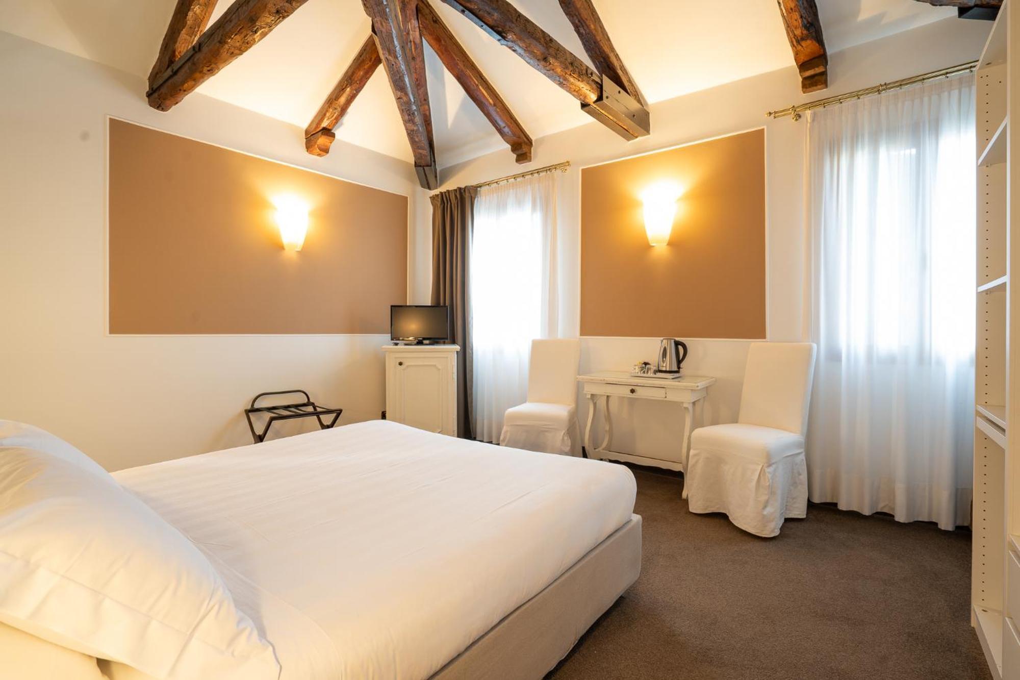 Corte Rossa 3* Venise